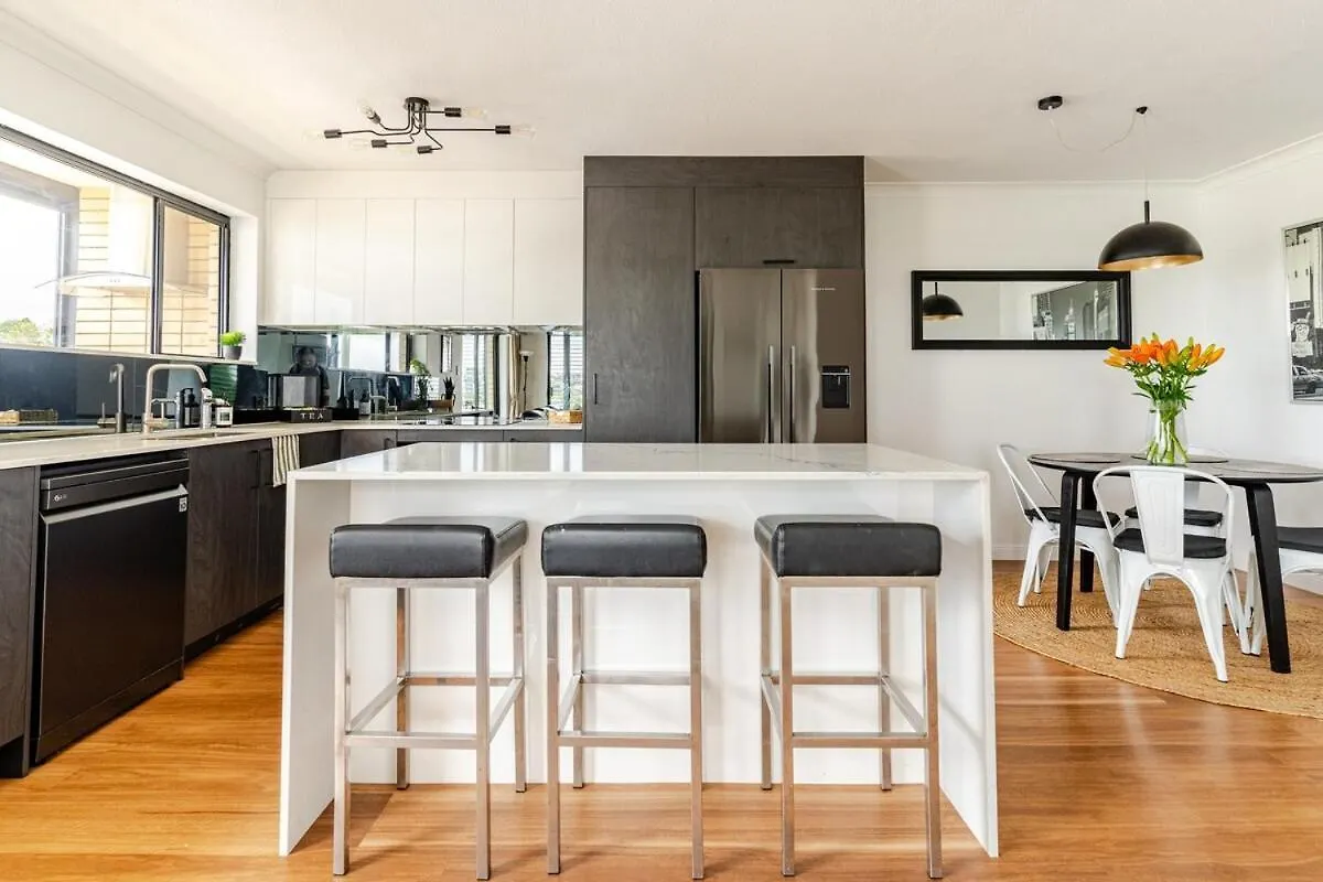 Best Value With City View Sleeps 7 Brisbane Apartment